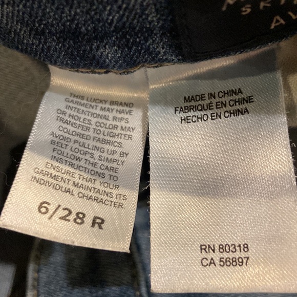 Lucky Women’s Skinny AVA Jeans, Sz6, Great Condition, 2 button with zipper fly. - Picture 13 of 15